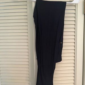 Brand NWT women’s jeggings OS in navy